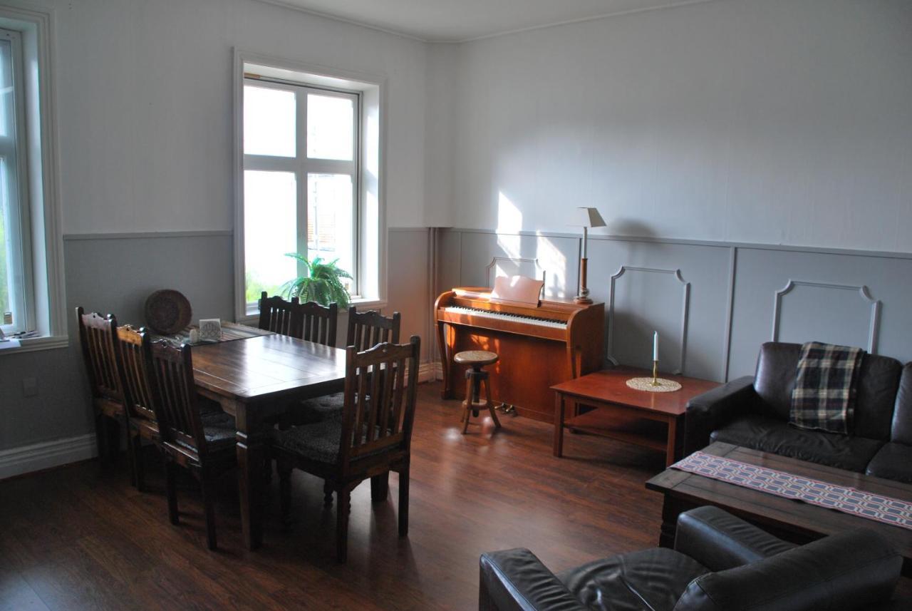 Svea Hotell, Vollsjoe Экстерьер фото